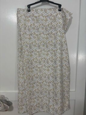 Set of 2 king size cottage core style pillow cases